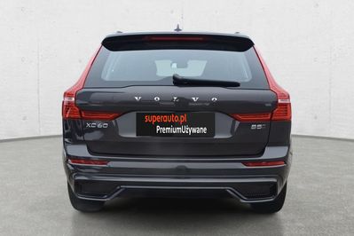 Volvo XC60 B5 B AWD Plus Dark aut