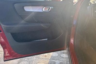 Volvo XC40 T3 Momentum Pro