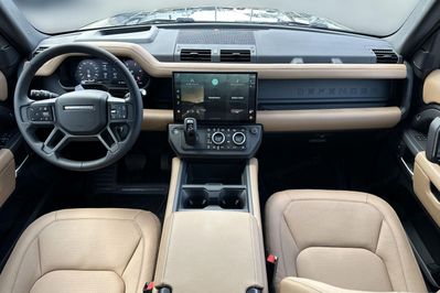 Land Rover Defender 130 3.0 D350 mHEV X-Dynamic HSE