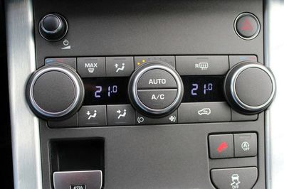 Land Rover Range Rover Evoque 2.0TD4 SE aut