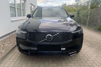Volvo XC90 B5 AWD Ultra Dark