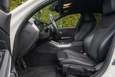 BMW Seria 3 320d xDrive mHEV M Sport sport-aut
