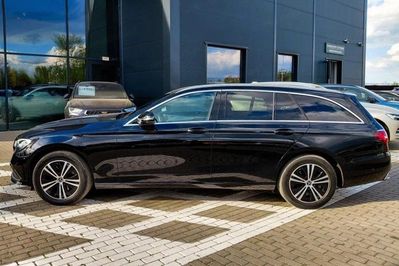 Mercedes E Klasa 300 d 4-Matic Avantgarde