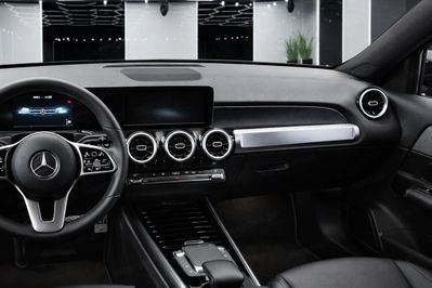 Mercedes GLB 200 7G-DCT