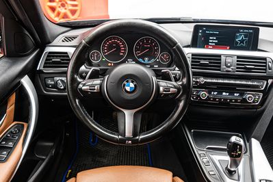 BMW Seria 3 330e iPerformance M Sport