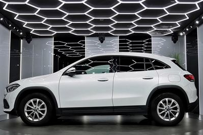Mercedes GLA 200