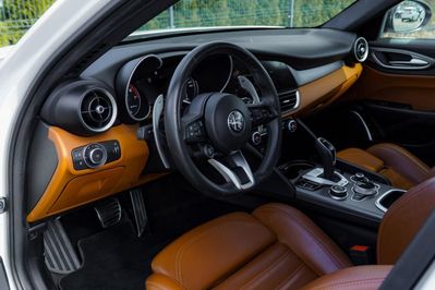 Alfa Romeo Giulia 2.0 Turbo Veloce Q4 aut