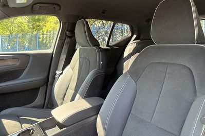 Volvo XC40 T5 Plug-In Hybrid Plus Bright