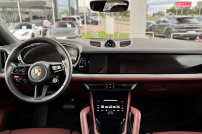 Porsche Cayenne Coupe E-Hybrid