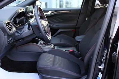 Ford Focus 1.0 EcoBoost ST-Line X