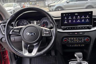 Kia XCeed 1.6 T-GDI Business Line DCT