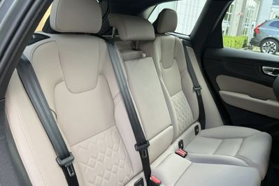 Volvo XC60 B5 B AWD Plus Dark