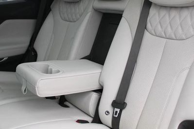 Hyundai Santa Fe 1.6 T-GDI HEV Platinum 4WD
