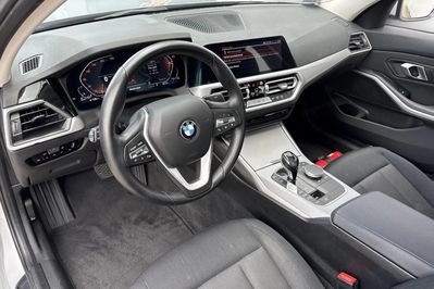 BMW Seria 3 318d
