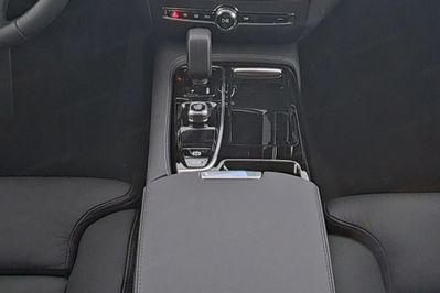 Volvo V60 T6 AWD Plug-In Hybrid Plus Bright aut