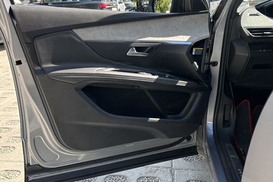 Peugeot 3008 GT 1.2 PureTech  S&S EAT8