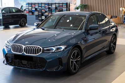 BMW Seria 3 318i M Sport
