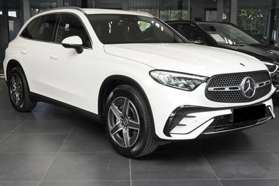 Mercedes GLC 200 4-Matic AMG Line