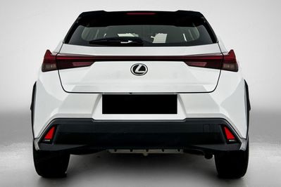 Lexus UX 300h Business