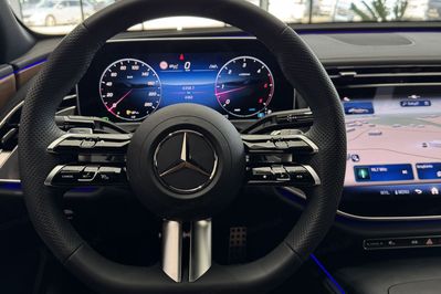 Mercedes Klasa E E 220 d mHEV 4-Matic AMG 9G-Tronic