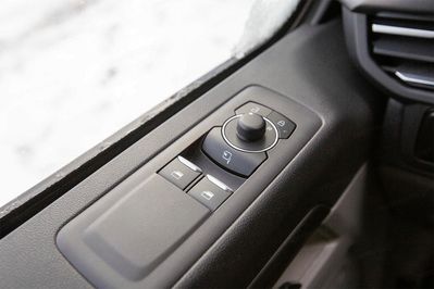 Ford Tourneo Custom L2H1 Titanium AT