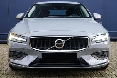 Volvo V60 B4 Essential