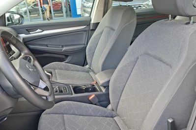 Volkswagen Golf VIII 2.0 TDI Life