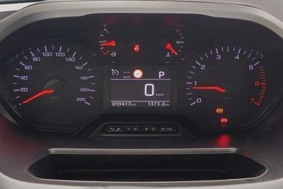 Peugeot Partner Kombi L2H1 AT