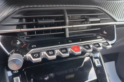 Peugeot 2008 1.2 PureTech Allure S&S EAT8