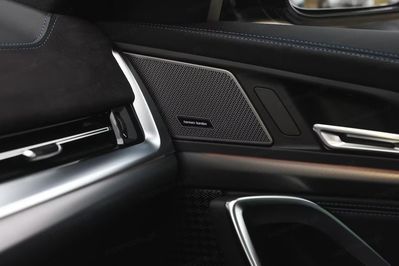 BMW iX2 eDrive20 M Sport