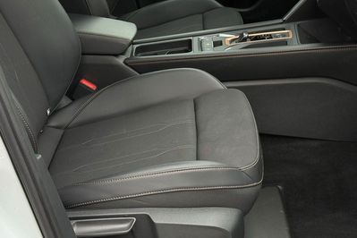 Cupra Leon eTSI DSG