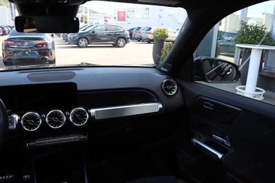 Mercedes GLB 220 4-Matic AMG Line
