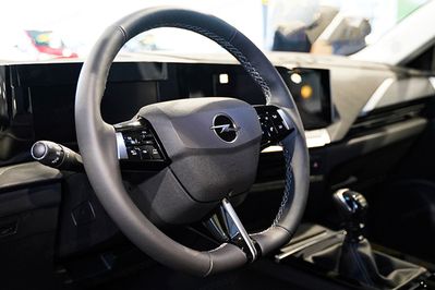 Opel Astra VI Edition 1.2 T