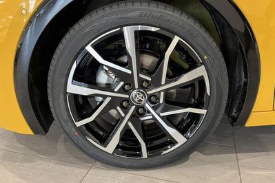 Toyota Prius Executive 2.0 Plug-in Hybrid