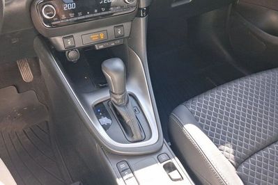 Mazda 2 1.5 Hybrid