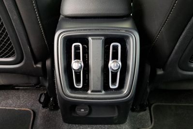 Volvo XC40 B3 Core aut