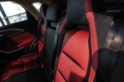 Bestune T77 1.5T Business DCT