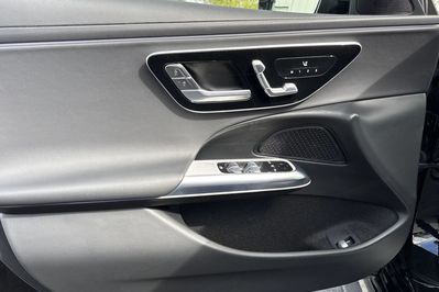 Mercedes Klasa E 200 mHEV Avantgarde 9G-Tronic