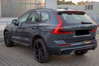 Volvo XC60 B5 AWD Ultra Black Edition