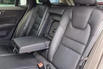 Volvo V60 B4 D Plus Dark