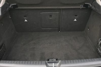 Mercedes GLA 180 7G-DCT Style