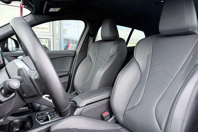 BMW Seria 1 120 mHEV aut