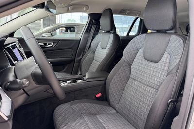 Volvo V60 CC Pro B4 D AWD aut