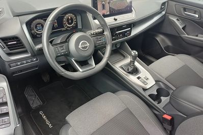 Nissan Qashqai DIG-T mHEV N-Connecta