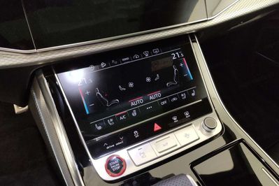 Audi Q8 SQ8 TFSI quattro