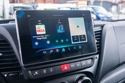 Iveco Daily 35S18 Kontener 8EP + Winda