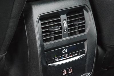 BMW Seria 3 318i