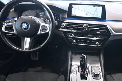 BMW Seria 5 520d xDrive mHEV M Sport sport-aut