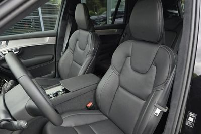 Volvo XC90 T8 AWD Plug-In Hybrid Ultra Black Edition 7os aut