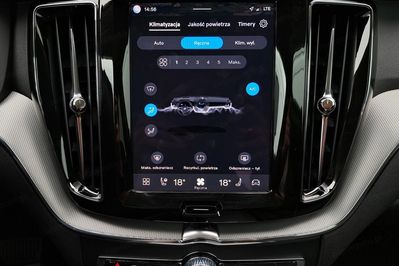 Volvo XC60 T6 Plug-In Hybrid AWD Plus Dark aut